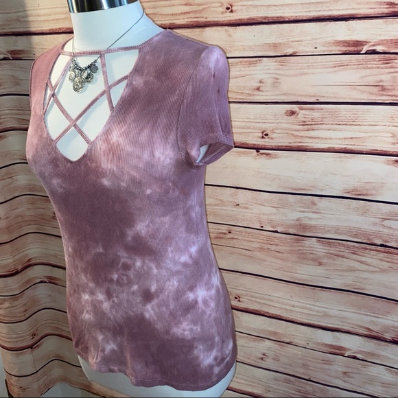 🚫SOLD🚫 AE Soft & Sexy Rib Neck Rose Tie Dye Tee - Picture 3 of 6